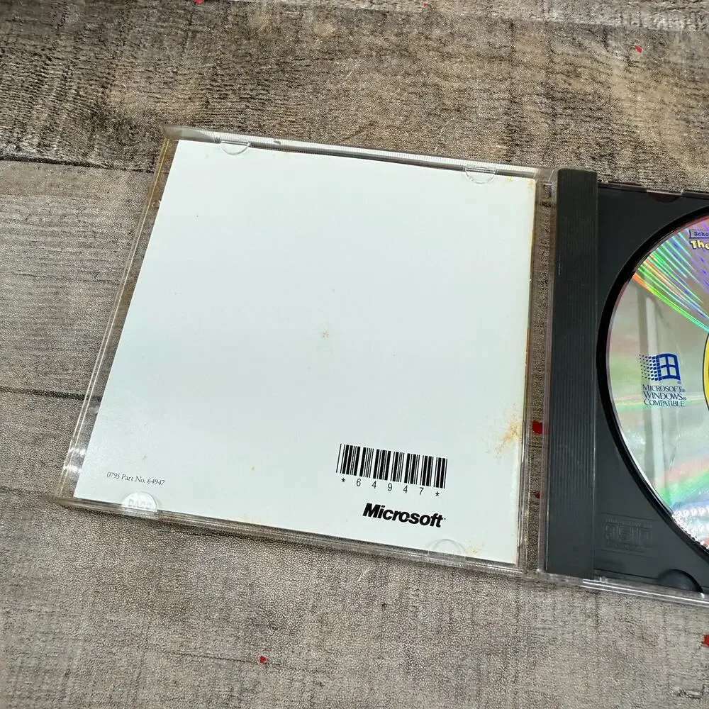 Scholastic's The Magic School Bus Explores the Ocean Microsoft CD ROM 1996
